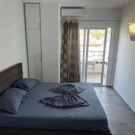 Studio Shengjin Apartment *